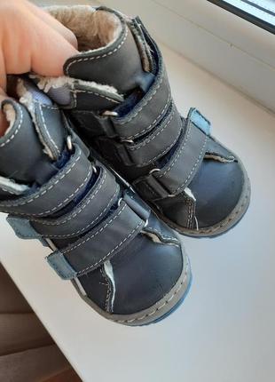 Стильні зимові шкіряні чобітки для хлопчика ren but, 24р3 фото