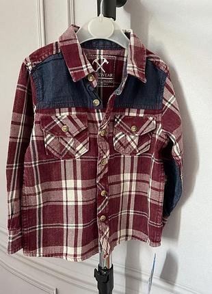 Рубашка с джинсовыми вставками