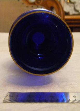 Красивая старинная ваза кобальт лепка позолота роспись богемское стекло чехословакия8 фото