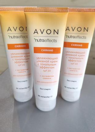 Крем с тональным эффектом сияние эйвон avon nutraeffects spf 20