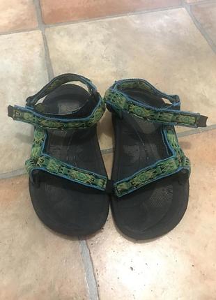 Сандалі teva