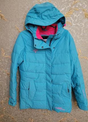 Куртка жіноча тепла модна високої якості.  об'єм грудей 110см. об'єм талії 106см. об'єм стегон 107см