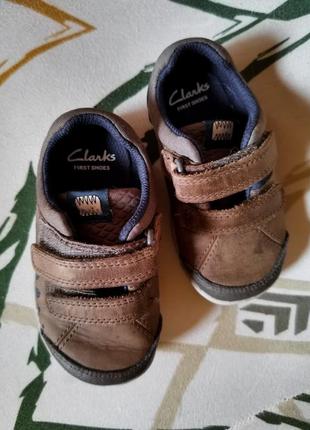 Мокасини туфлі на липучках clarks1 фото