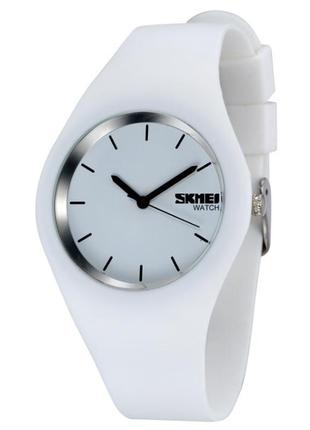 Жіночий годинник силіконовий skmei скмей софт-тач білий