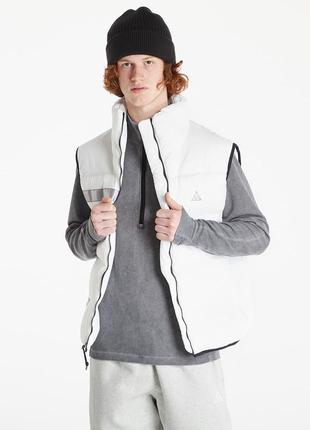 Жилетка vest nike u acg therma-fit adv lr lk vst airora white/ black1 фото