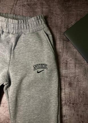 Спортивні штани nike2 фото