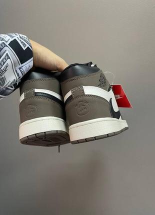 Жіночі кросівки jordan retro 1  женские кроссовки джордан4 фото