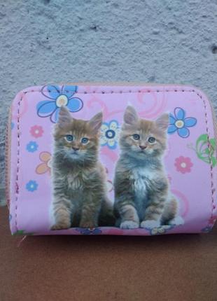 Красивый компактный короткий кошелек на кнопке с котятами кошенятами кот4 фото