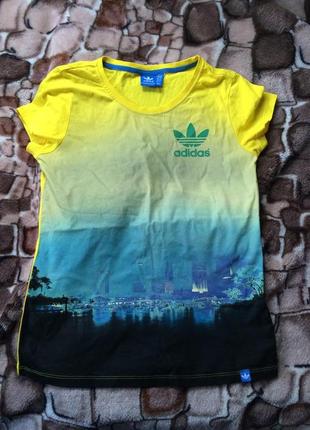 Женская футболка adidas( адидас)1 фото