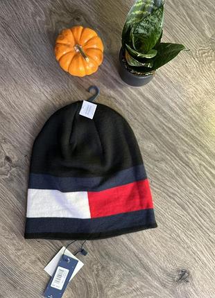 Шапка чоловіча , двусторння , оригінал із сша tommy hilfiger