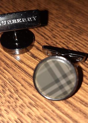 Burberry- запоки new burberry men’s light nova grey check round brass cufflinks