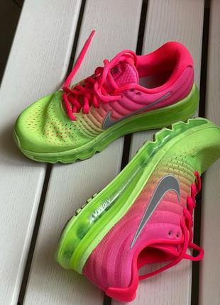 Кроссовки mags nike