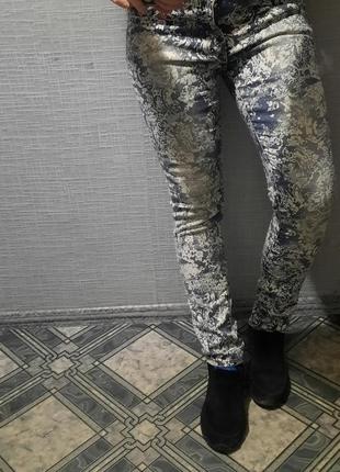 Дизайнерские красивые штаны как gortz  cavaletti с принтом кружева  от   miss momo8 фото