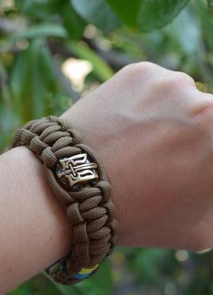 Браслет с гербом украины с ножом плетения кобра с флагами украины из паракорда +...