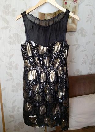 Праздники не за горами!!!  красивое нарядное платье в золотых розочках