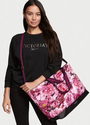 Большая стеганная сумка weekender шопер лого victoria's secret виктория сикрет вікторія сікрет оригинал