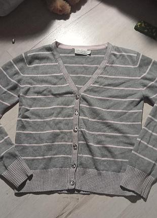 Свитер кофта