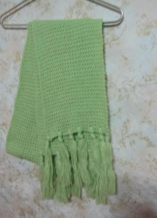Зелений величезний шарф