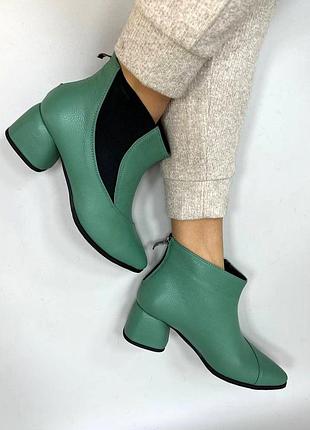 Челсі на підборі ботильони gabbi 2022 натуральна шкіра замш зима осінь