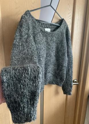 Женский светер от известного бренда3 фото
