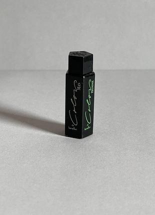 Color man de benneton. вінтажна мініатюра