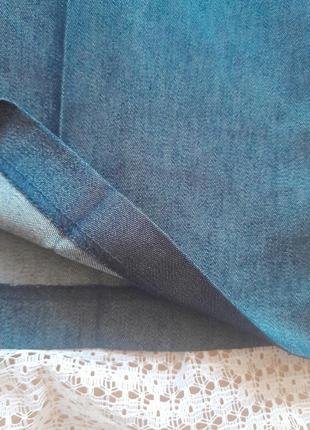 Стильні джинсові штани з поясом next2 фото