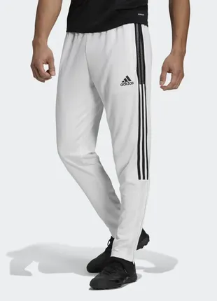 Спортивні штани adidas tiro track