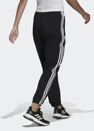 Штани adidas essentials 3-stripes woven 7/8 pants hc91552 фото