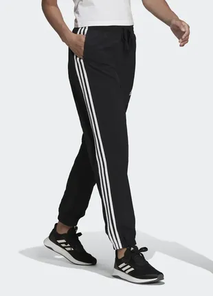 Штани adidas essentials 3-stripes woven 7/8 pants hc91554 фото