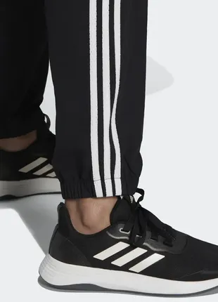 Штани adidas essentials 3-stripes woven 7/8 pants hc91555 фото