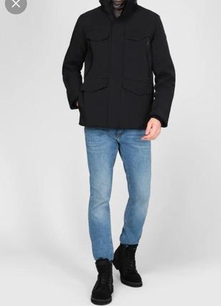 Вовняна чорна куртка, коротке пальто з накладними карманами