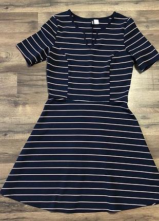 Сукня divided by h&m жіноча,р.s 7