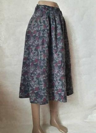 Красивая красочная юбка миди со 100% шерсти в нежный цветочный принт, размер с-м2 фото
