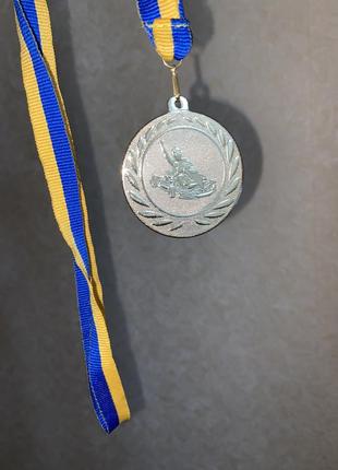 Сувенірна медель зі стрічкою