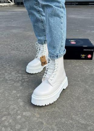 Шикарні зимові черевики dr. martens jadon white fur  ботинки с мехом1 фото