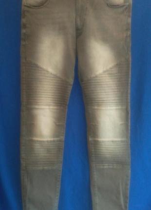 Хороші стрейчеві джинси скінні сірого кольору