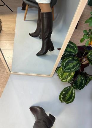 Стильні трендові чоботи з гострим носком шкіряні коричневі6 фото