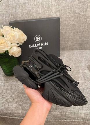 Кроссовки balmain