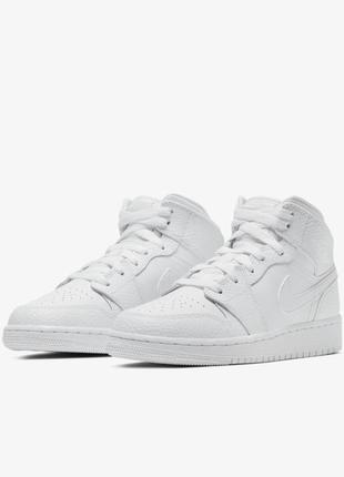 Оригінальні кросівки jordan air 1 mid bg (554725-130)