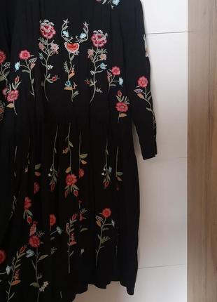 Платье с вышивкой в цветы, италия6 фото