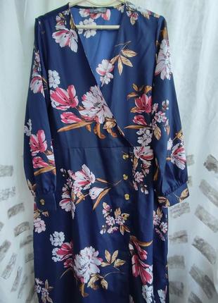Плаття в квіти