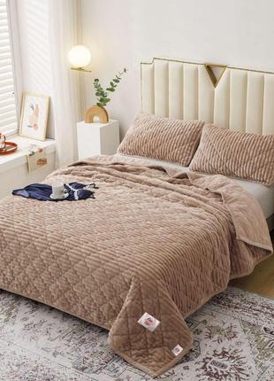 Стьобані велюрові покривала «шарпей» з наволочками