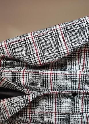 Женское пальто в клетку