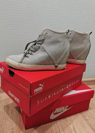 Сникеры. guess. розпродаж 1+1 =3