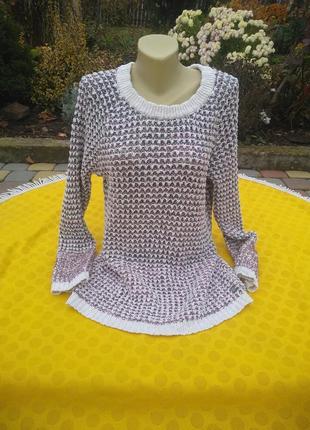 Фірмений подовжений светр