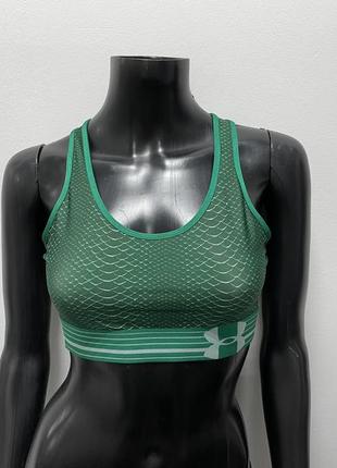 Спортивный топ under armour