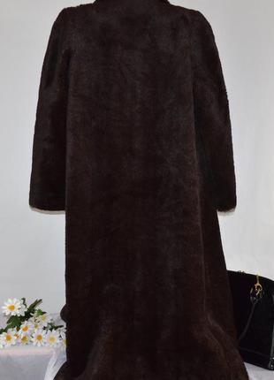 Коричневая роскошная элегантная натуральная шуба с карманами peter hahn лама альпака3 фото