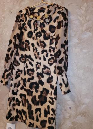 Леопардовое платье с шифоновыми рукавами
