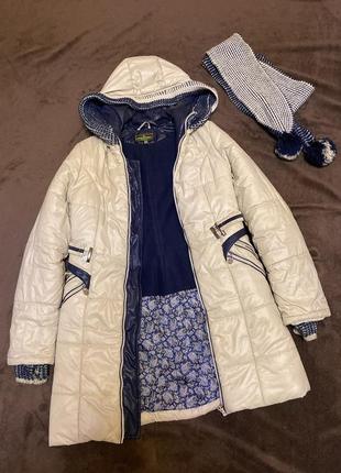 Тёплая зимняя курточка с шарфом на девочку 12-14 лет в молочном цвете. возможен торг!