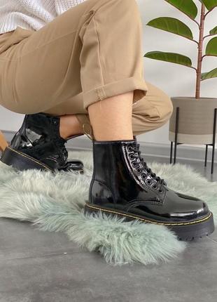 Женские высокие кожаные ботинки с мехом  martens jadon platform patent fur "black"6 фото